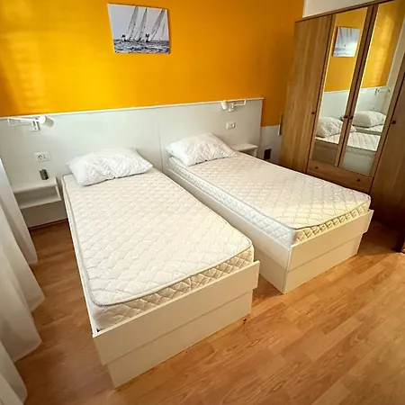With A Parking Space Apartment *