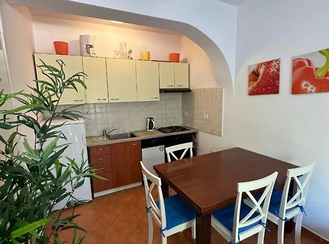 With A Parking Space Apartment *